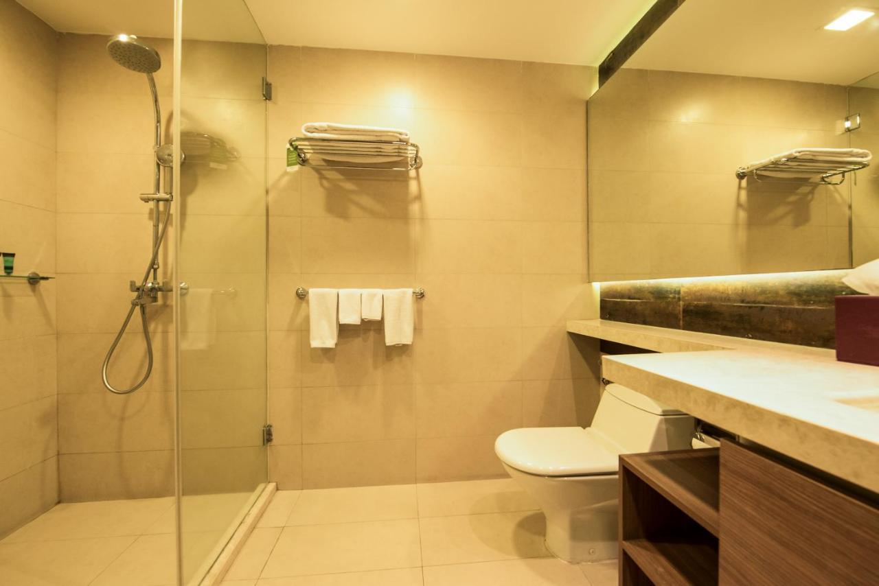 โอ๊ควูด เรซิเดนซ์ เพรสทีจ ไวท์ฟิลด์ Hotel บังกาลอร์ ภายนอก รูปภาพ