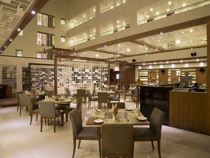 โอ๊ควูด เรซิเดนซ์ เพรสทีจ ไวท์ฟิลด์ Hotel บังกาลอร์ ภายนอก รูปภาพ